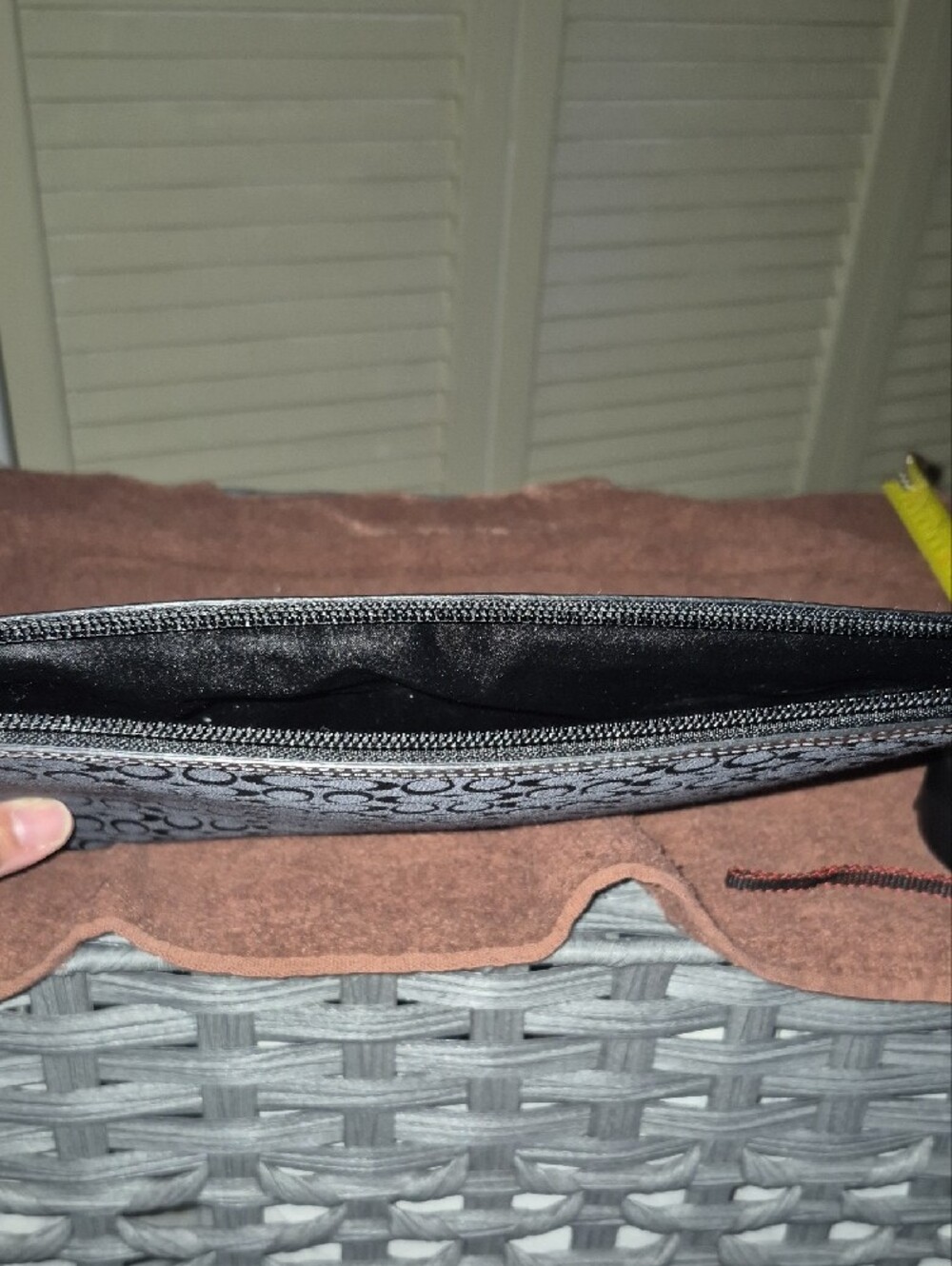 Coach  Black Signature Pattern Zip Pouch - Picture 6 of 6